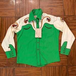 NWT Rockmount Ranch Wear Western-Style Green and White Horse Embroidered Top